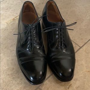 Johnston Murphy black dress shoes size 9 D